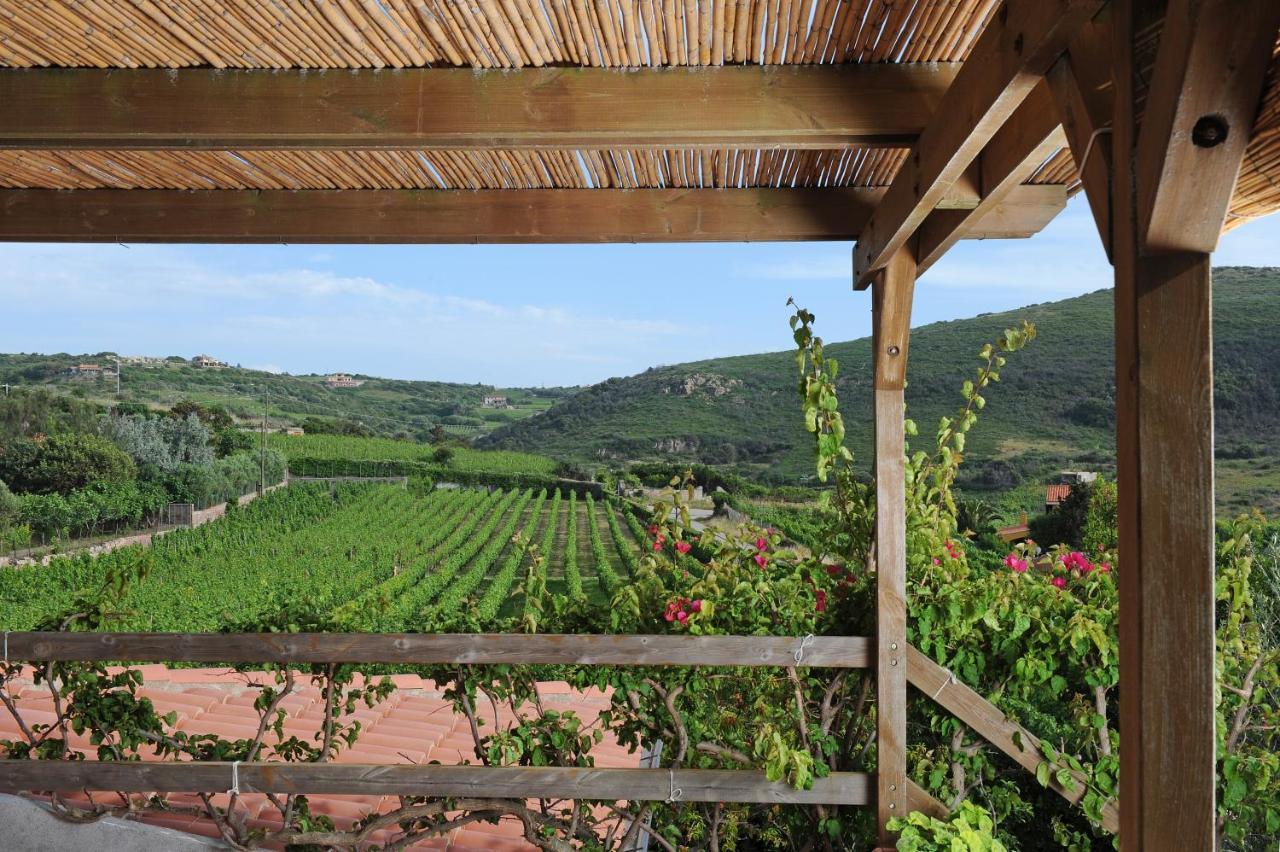 Casa Nel Vigneto Con Vista Mare Appartement Magomadas Buitenkant foto