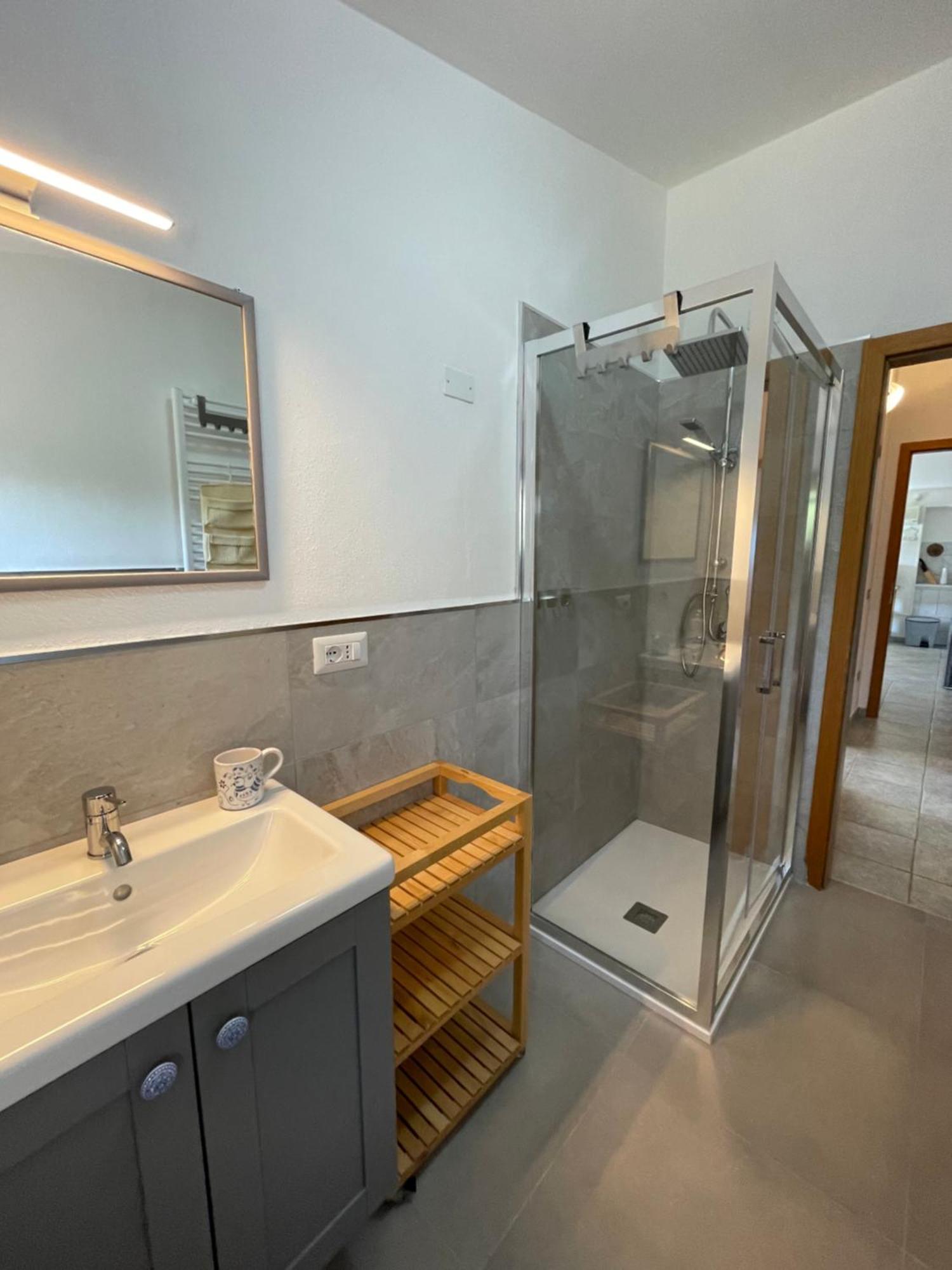 Casa Nel Vigneto Con Vista Mare Appartement Magomadas Buitenkant foto